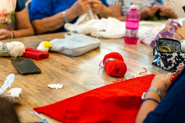 Grupa przy warsztatach haftu